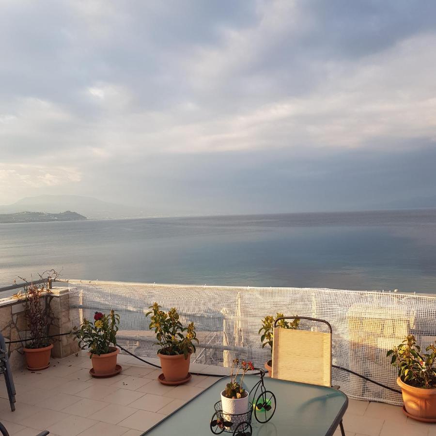 Koroni Mare -Sea View Apartment/Διαμέρισμα Με Θέα Στην Θάλασσα Buitenkant foto